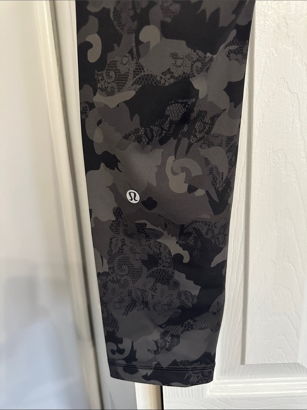 Lululemon wunder train 25 inch size 10 - Picture 4 of 6